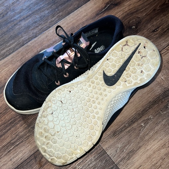 Nike Metcon 2 - Picture 2 of 3